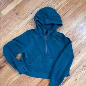 lululemon athletica Green cropped scuba